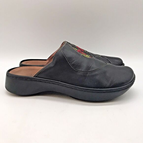 Naot Black Leather Clogs Women's 7 Embroidered Floral Slip On Mules Comfort Shoe - Picture 1 of 12
